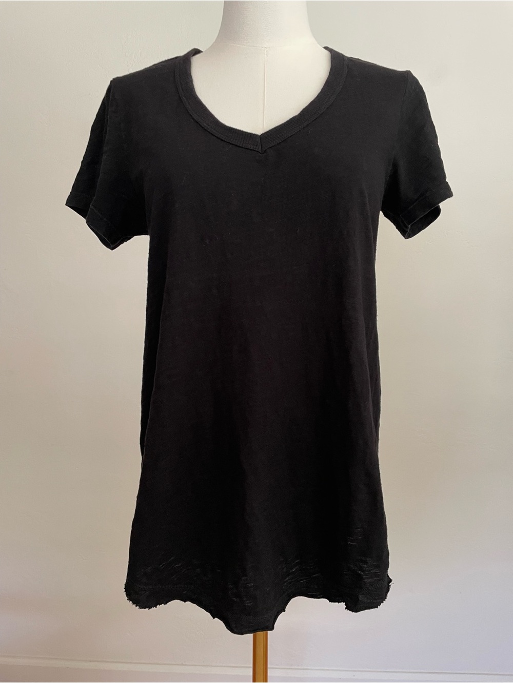 Wilt Black Slub Cotton V-neck Short Sleeve Tee Raw Hem Small